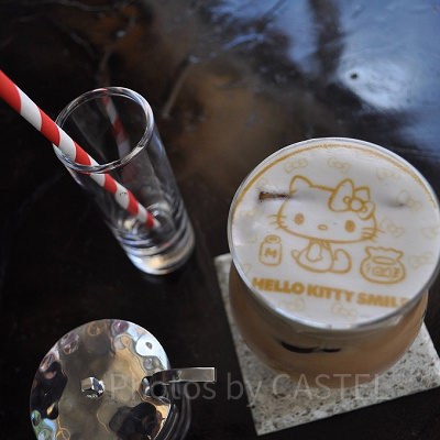 ハローキティスマイルのラテアート