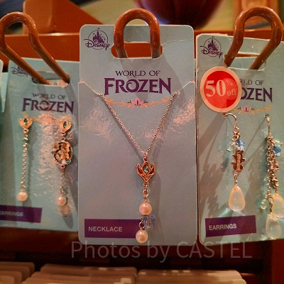 香港ディズニーアナ雪グッズ：クロッカスモチーフのネックレス