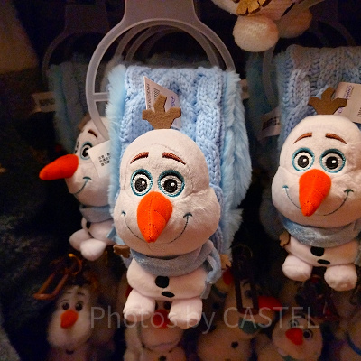 香港ディズニーアナ雪グッズ：オラフのぬいぐるみマフラー