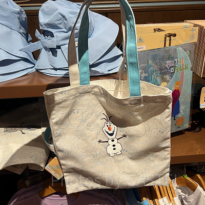 香港ディズニーアナ雪グッズ：オラフのトートバッグ(総柄)