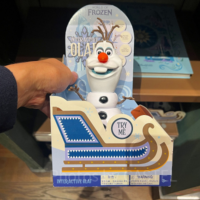 香港ディズニーアナ雪グッズ：オラフの喋るおもちゃ