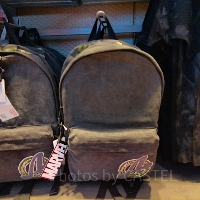 香港ディズニーマーベルグッズ：アベンジャーズリュックサック（深緑）