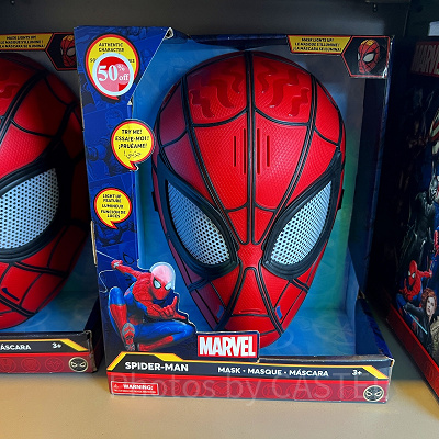 香港ディズニーマーベルグッズ：コミック版スパイダーマンのマスク