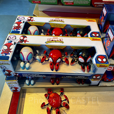 香港ディズニーマーベルグッズ：プルバック式スパイダーボット