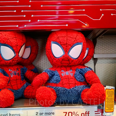 香港ディズニーマーベルグッズ：スパイダーマンのふわふわぬいぐるみ