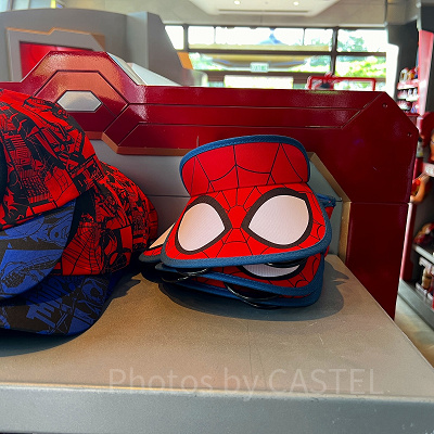 香港ディズニーマーベルグッズ：スパイダーマンのサンバイザー