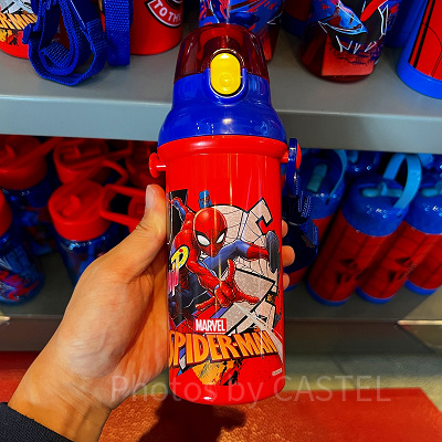 香港ディズニーマーベルグッズ：スパイダーマンの水筒
