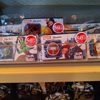 香港ディズニーマーベルグッズ：ヒーローピンバッジ各種