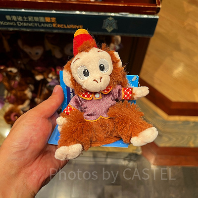 香港ディズニーミスティックマナーグッズ：アルバートの肩乗せぬいぐるみ