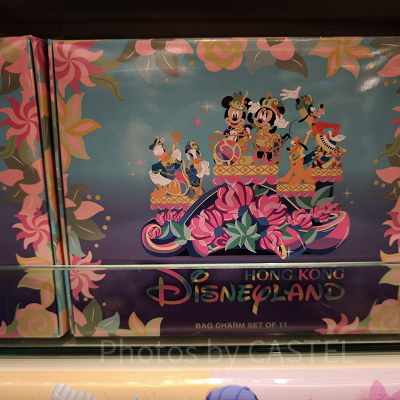 香港ディズニー20周年「フレンドタスティック」グッズ：バッグチャーム11個入りセット