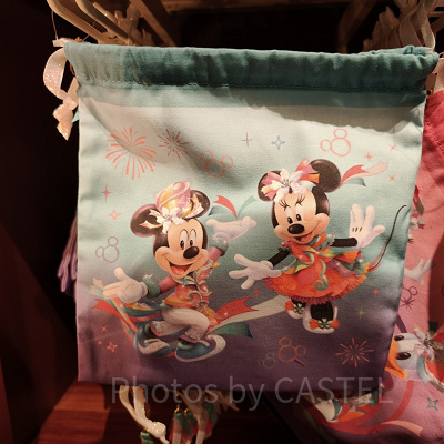 香港ディズニー20周年「ミッキー＆フレンズ・グランドセレブレーショングッズ」：きんちゃく袋