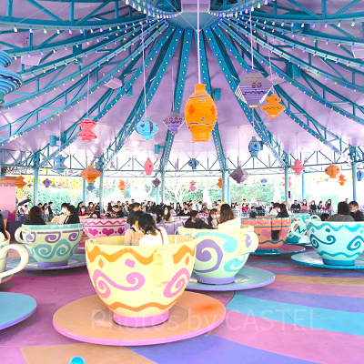 香港ディズニーランドのアトラクション：マッド・ハッター・ティー・カップ