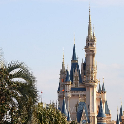 年間パスポートで元を取るためには何回行く必要が？