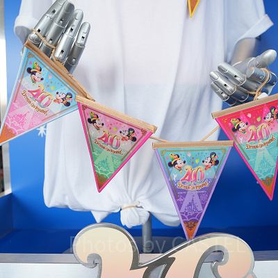 連結して1つの長いガーランドにした様子