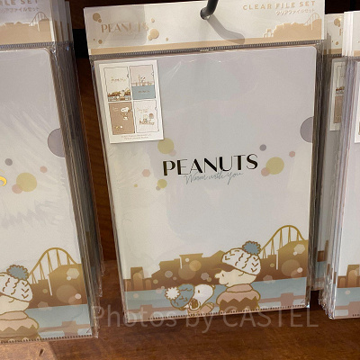 スヌーピーのクリアファイルセット（4枚組）／USJクリスマスグッズ2022