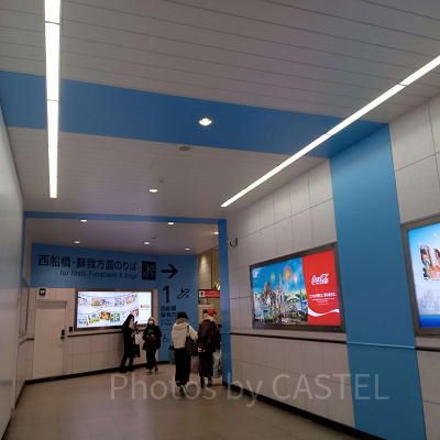 舞浜駅の蘇我方面のりばの案内板