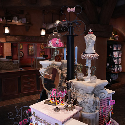 ベッラ・ミンニ・コレクション　店内