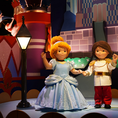 イッツ・ア・スモール・ワールド