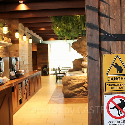 ジュラシックダイナ―入口