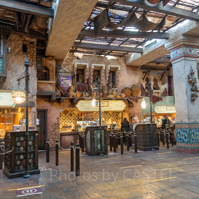 カスバ・フードコート：カウンターサービスのレストラン