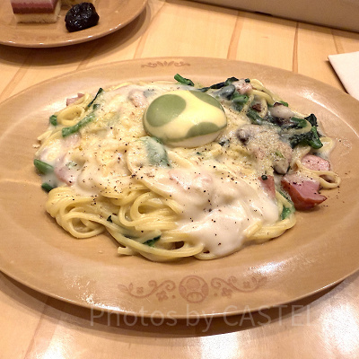 キノピオカフェ：ヨッシー・スパゲティ〜ほうれん草カルボナーラ〜