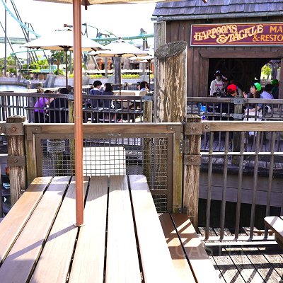 手を拭くほか、テーブルを拭くのにも使える