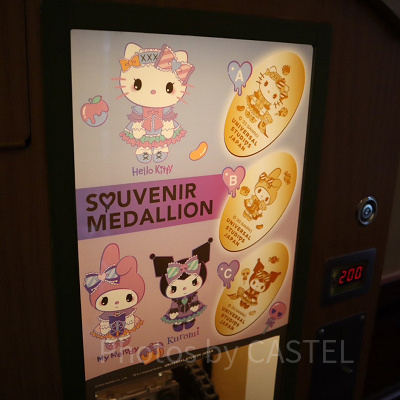 キティ、マイメロディ、クロミのスーベニアメダリオン（ユニバハロウィングッズ2023）