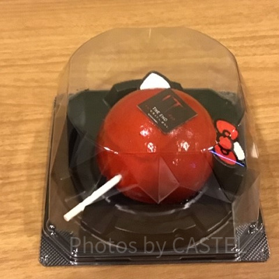 KITTYの赤い風船ムースケーキ