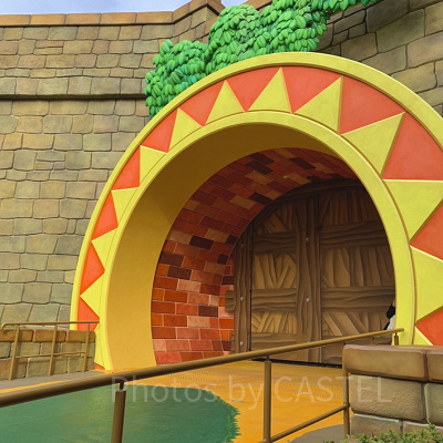 大きな半円型の装飾