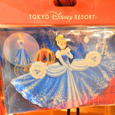 ドレスにメッセージを残しましょう