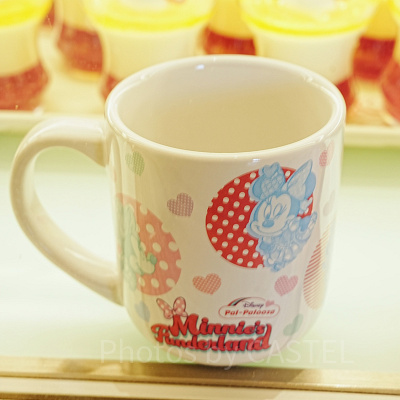 レモンゼリー＆チーズ風味のムース、スーベニアカップ付き