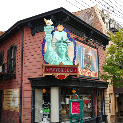 サンドウィッチを食べにニューヨーク・デリへ行こう