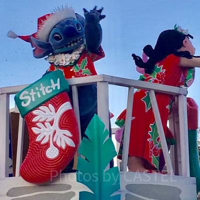 「リロ&スティッチ」のフロート