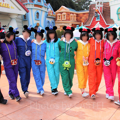 レインボーつなぎでリンクコーデ