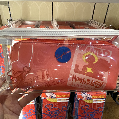 ルフィポーチ（USJワンピースグッズ）