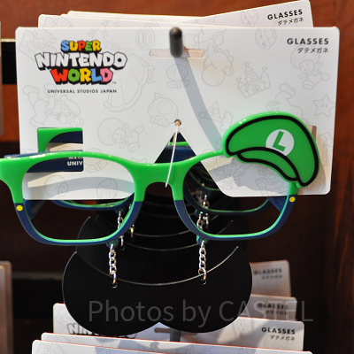 ルイージの伊達メガネ