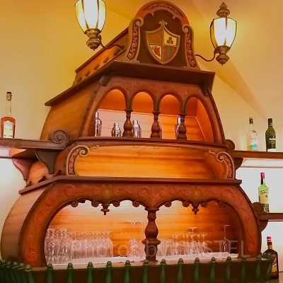 マゼランズ・ラウンジ