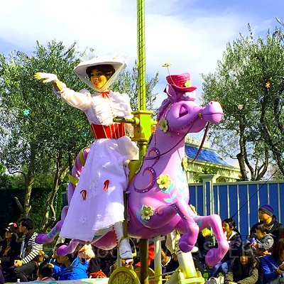 パレードのメリー・ポピンズ