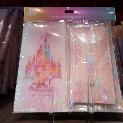 マスクケース＆不織布マスク（ディズニー40周年グッズ）