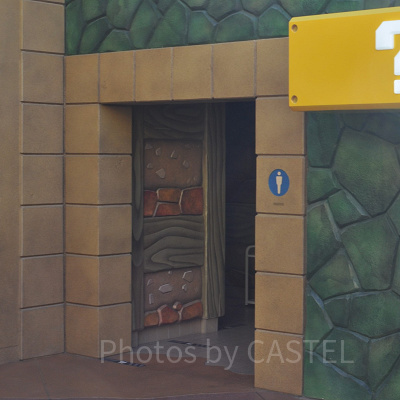 ヨッシー・スナックアイランド近くの男子トイレ