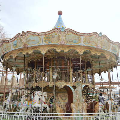メリーゴーラウンド