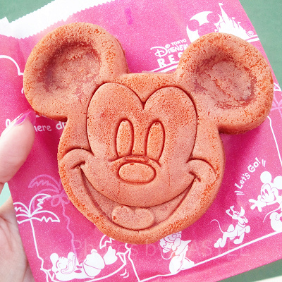 ミッキーカステラケーキ（ミルククリーム味）