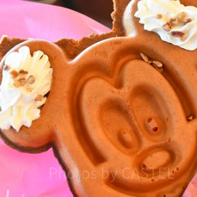 ミッキーデザインのワッフル