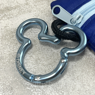 ミッキーデザインのカラビナ