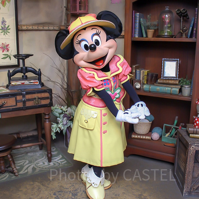 ミッキー＆フレンズ・グリーティングトレイル(ミニー)