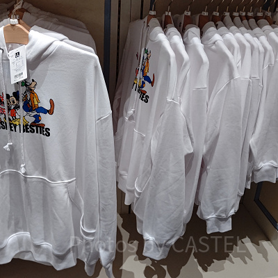 ミッキー＆フレンズパーカー