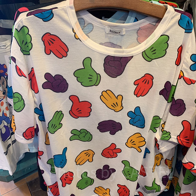 ミッキーグローブ総柄Tシャツ（ホワイト）