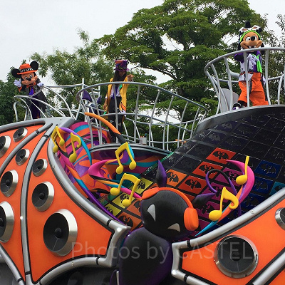 ミッキー&マックスのフロート