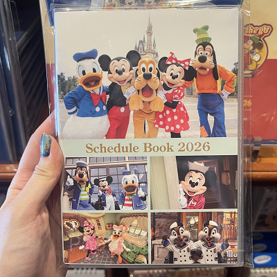 ミッキーマウスと仲間たち（実写）デザインの手帳