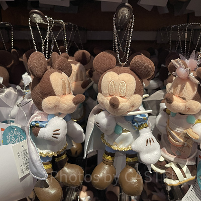 ミッキーぬいぐるみバッジ(ディズニーシー24周年グッズ)